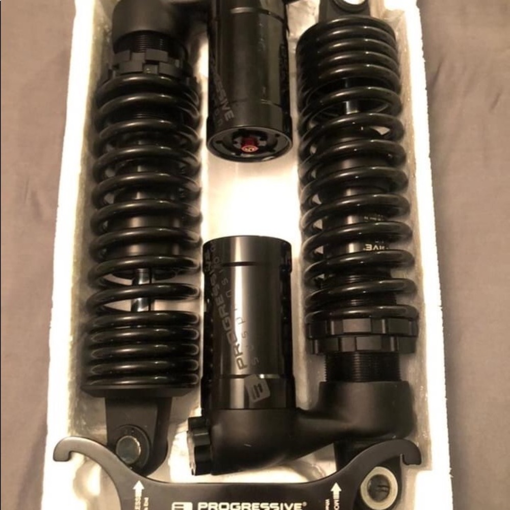 Progressive piggybacks for Harley Davidson
